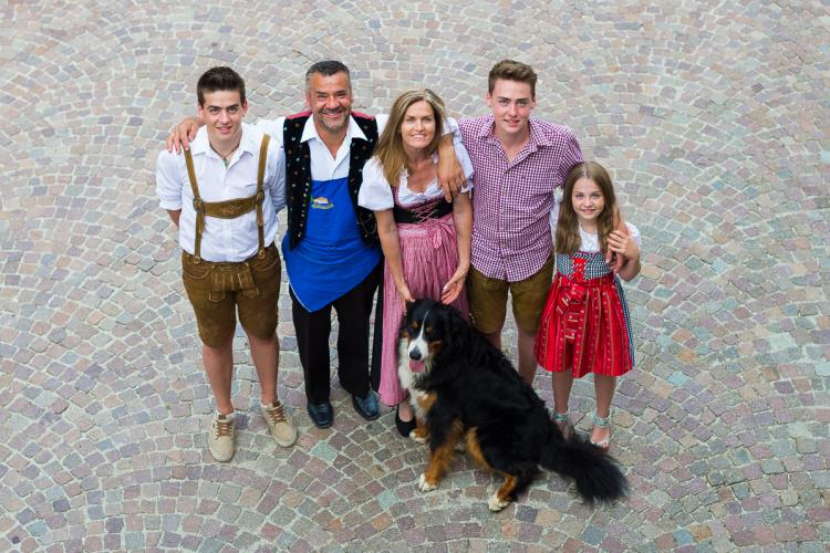 Eure Gastgeber Rosamunde, Walter, Elias, Hannes & Hannah