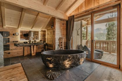 Chalet mit Badewanne in Südtirol